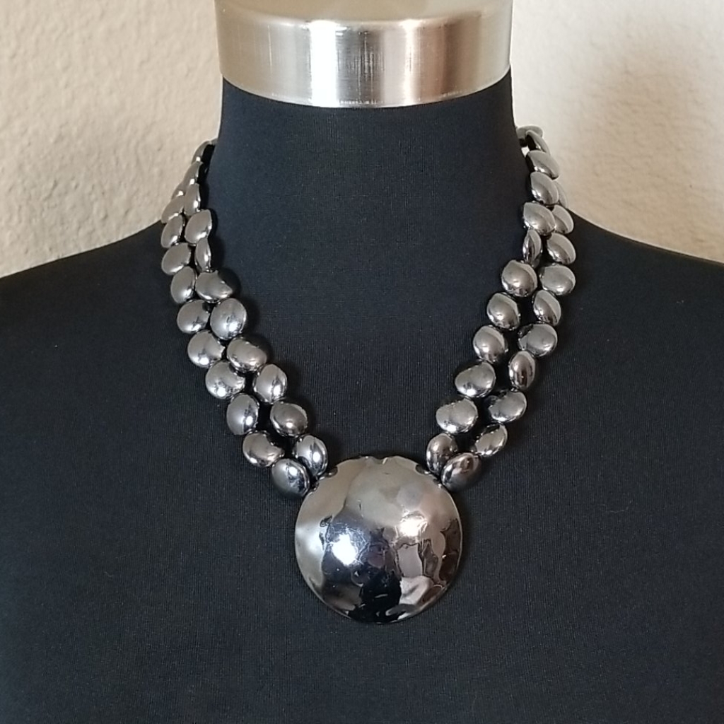 Silver Round Double Strand Statement Necklace 16$